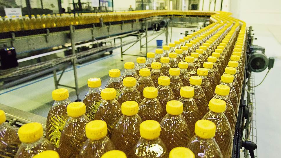 Sunflower oil logistics and export preparation