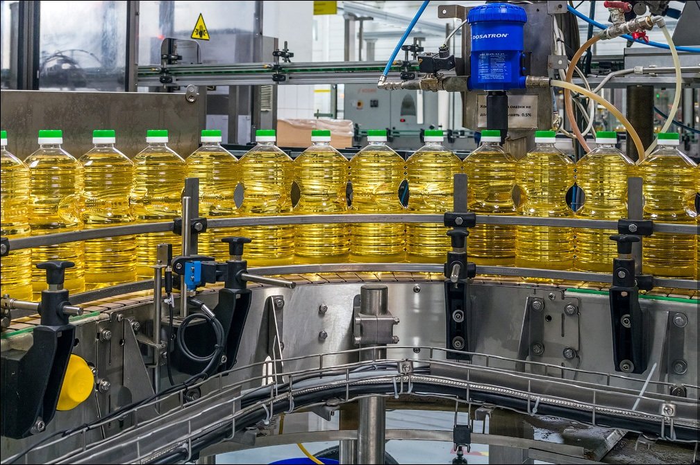 Best Packaging Options for Sunflower Oil Export