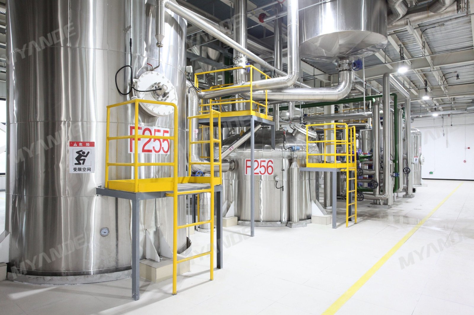 Deodorization equipment used in the sunflower oil refining process